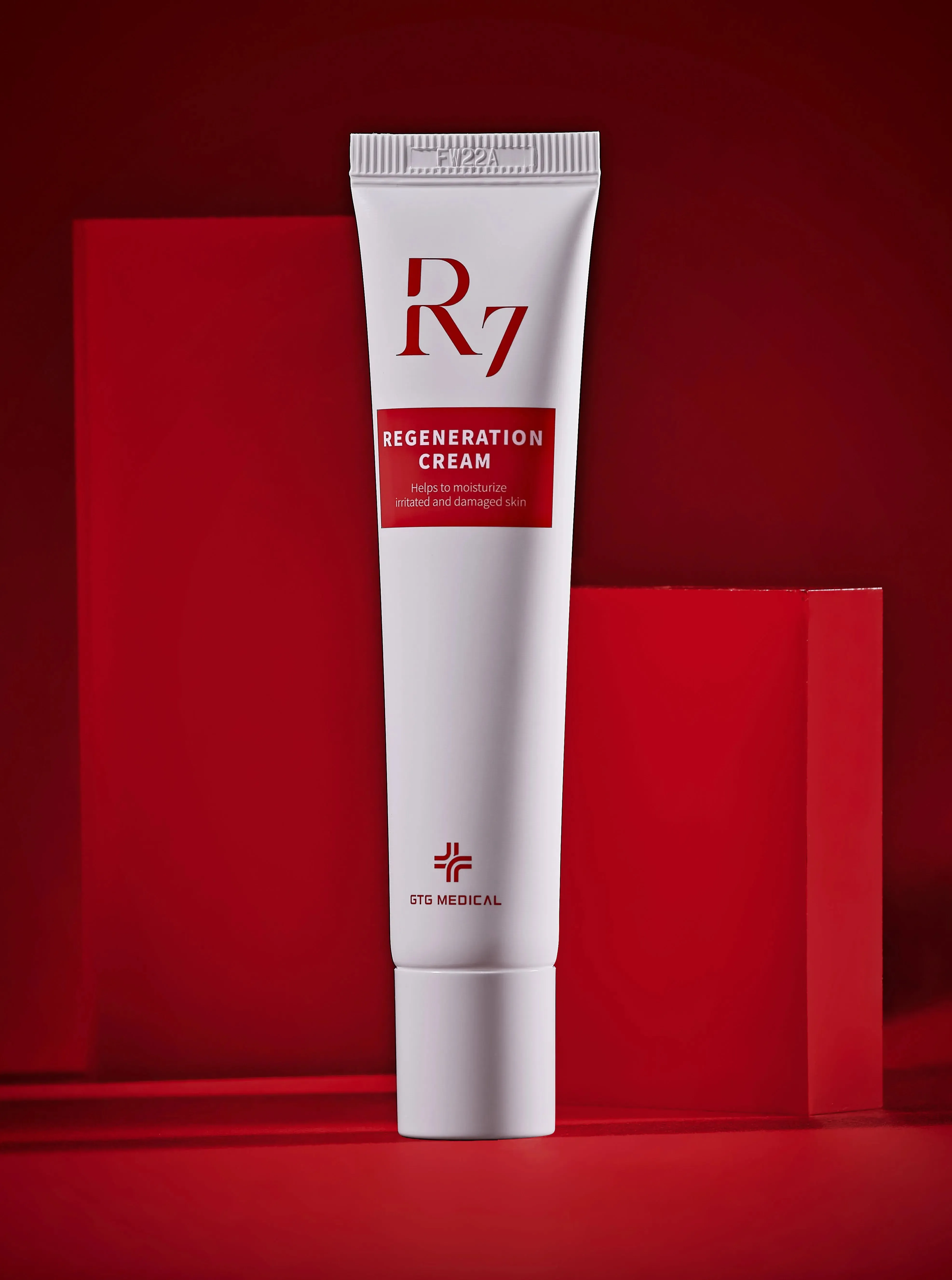 Pure Tone R7 Recovery and Regenerating Moisturising Cream