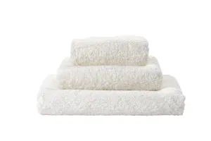 Super Pile Ivory Towels by Abyss and Habidecor